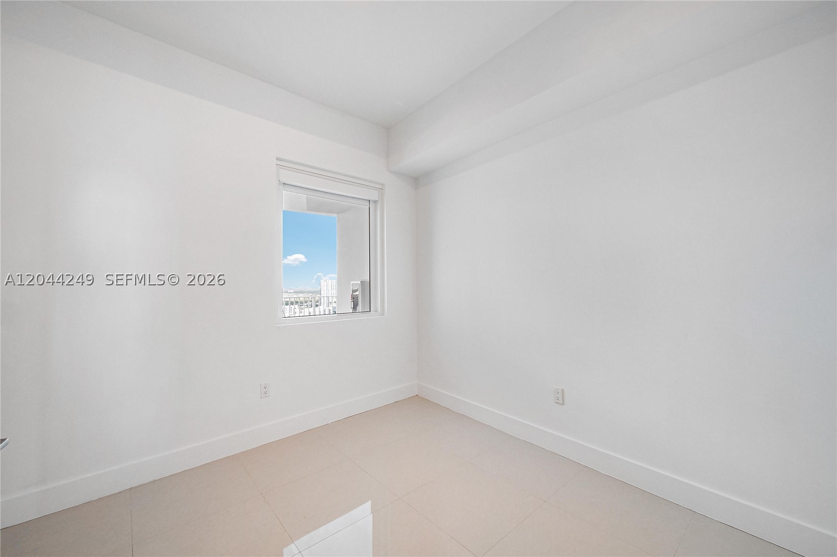 2020 N Bayshore Dr #3904, Miami FL 33137