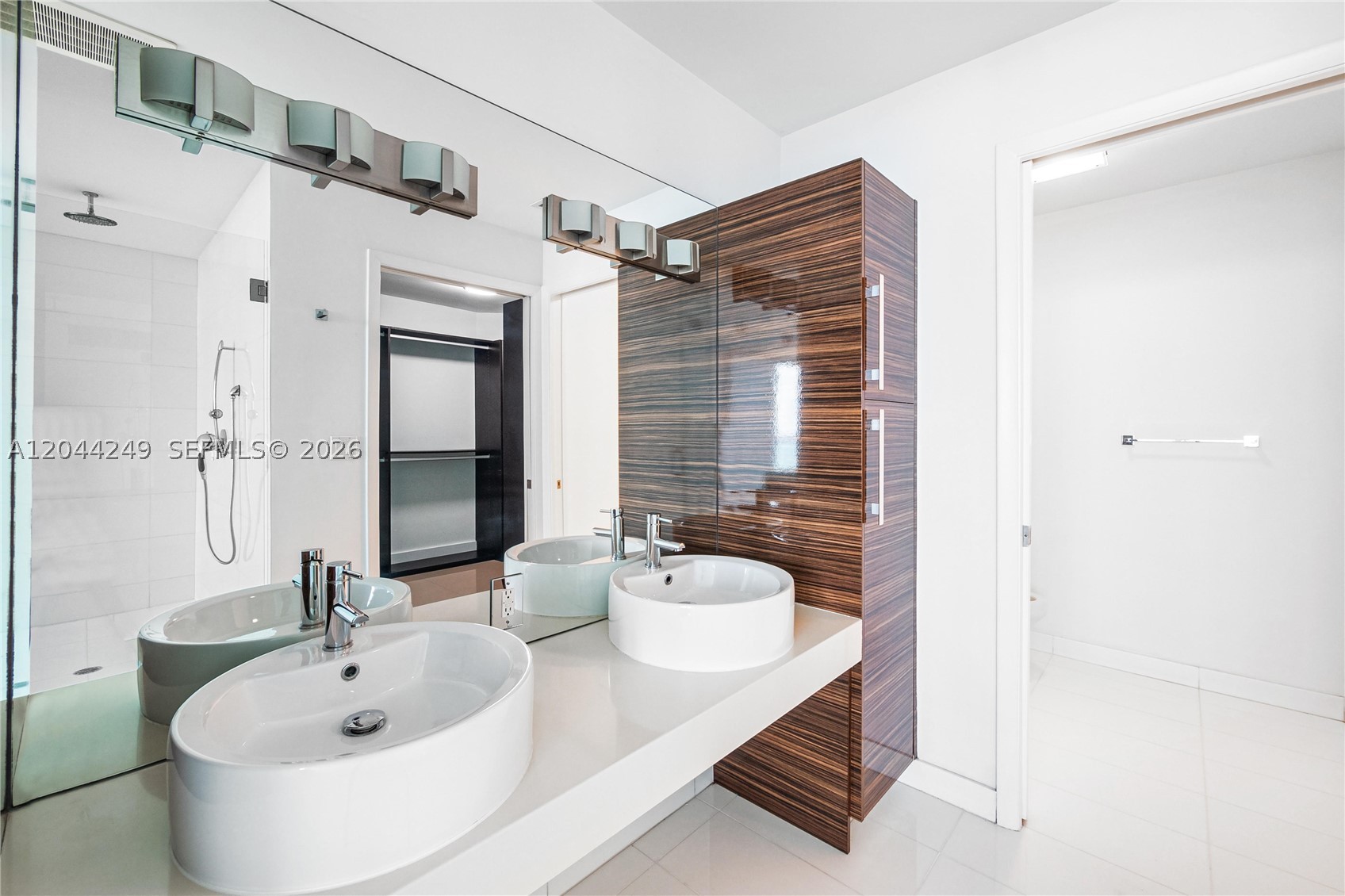 2020 N Bayshore Dr #3904, Miami FL 33137