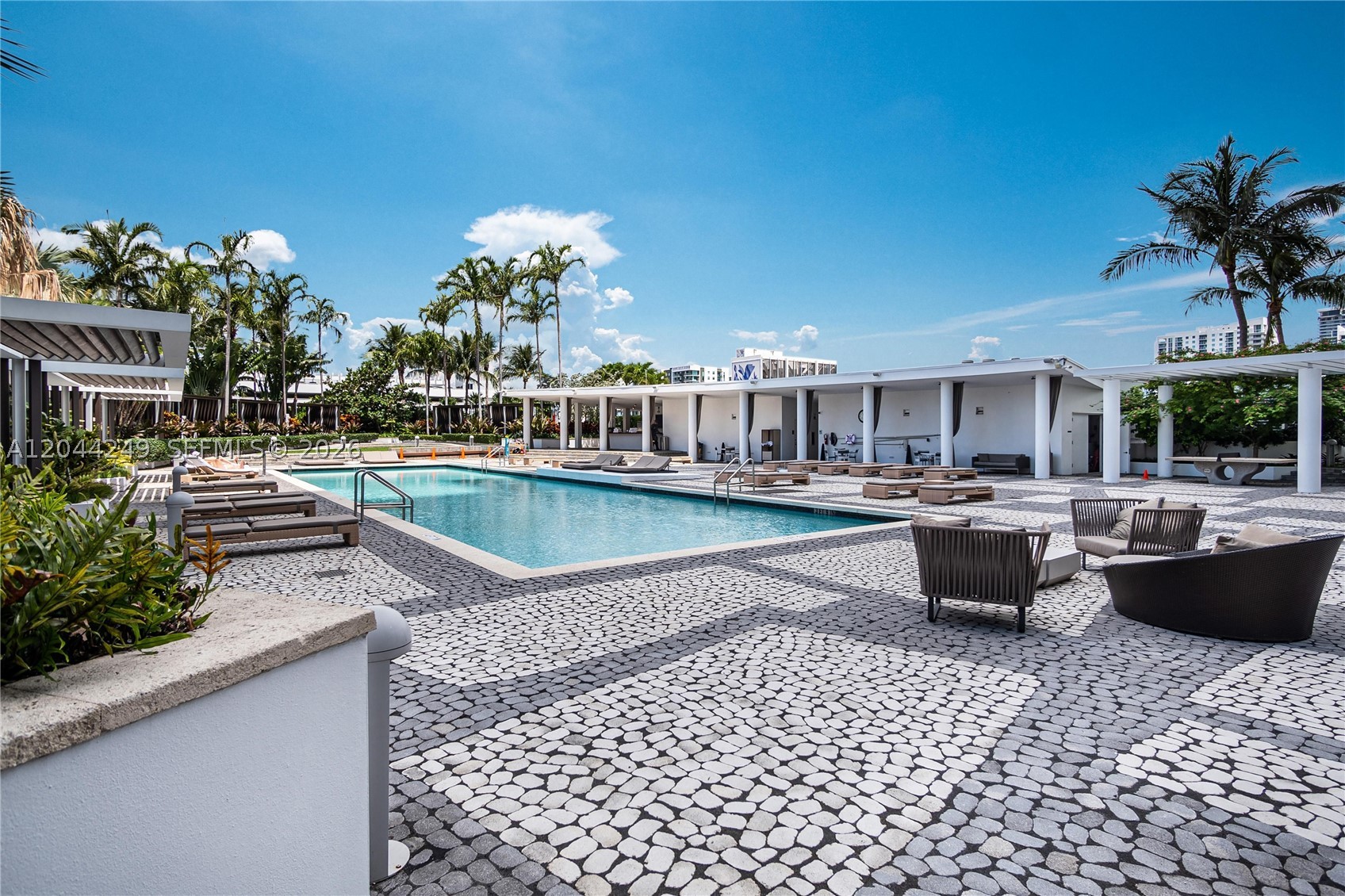 2020 N Bayshore Dr #3904, Miami FL 33137