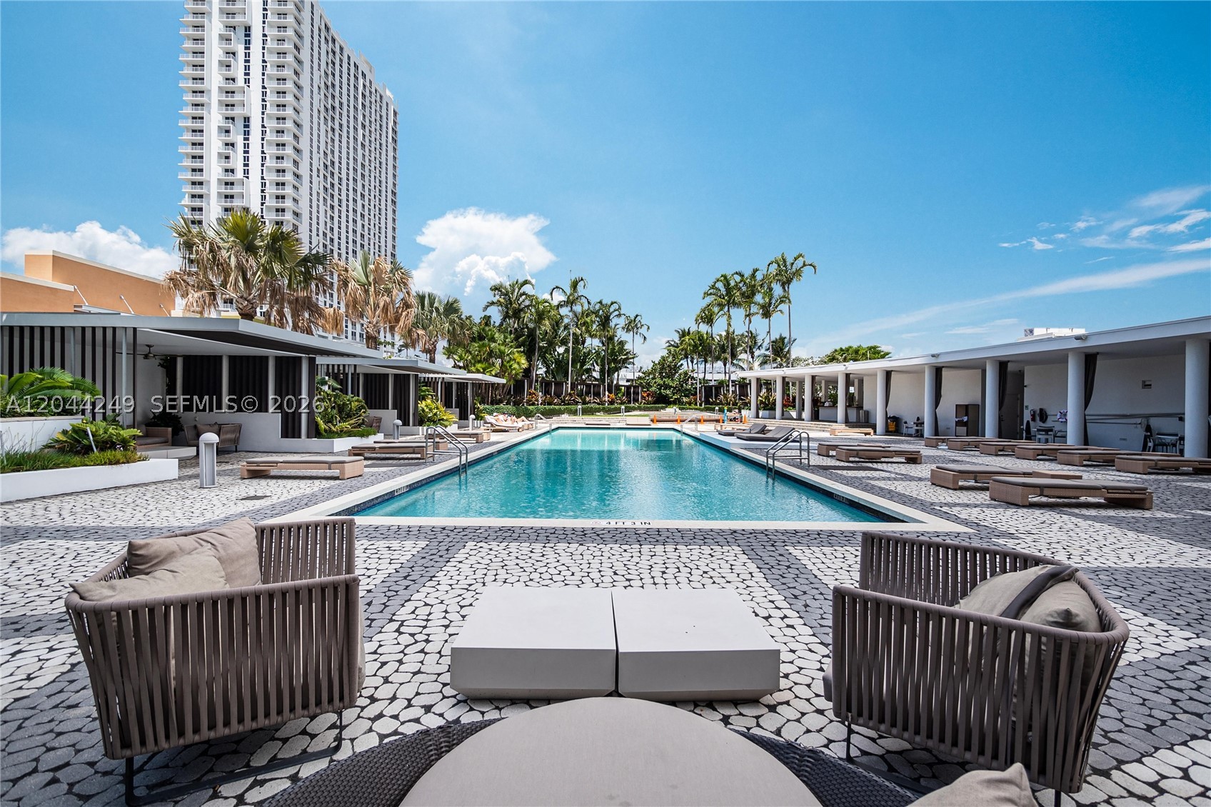 2020 N Bayshore Dr #3904, Miami FL 33137