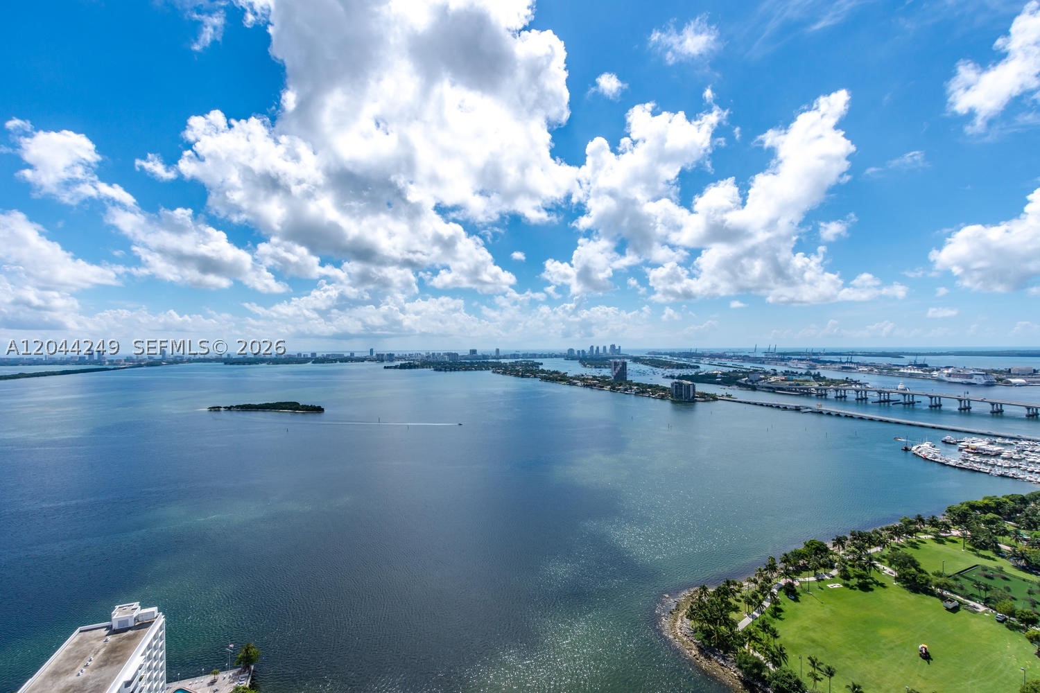 2020 N Bayshore Dr #3904, Miami FL 33137