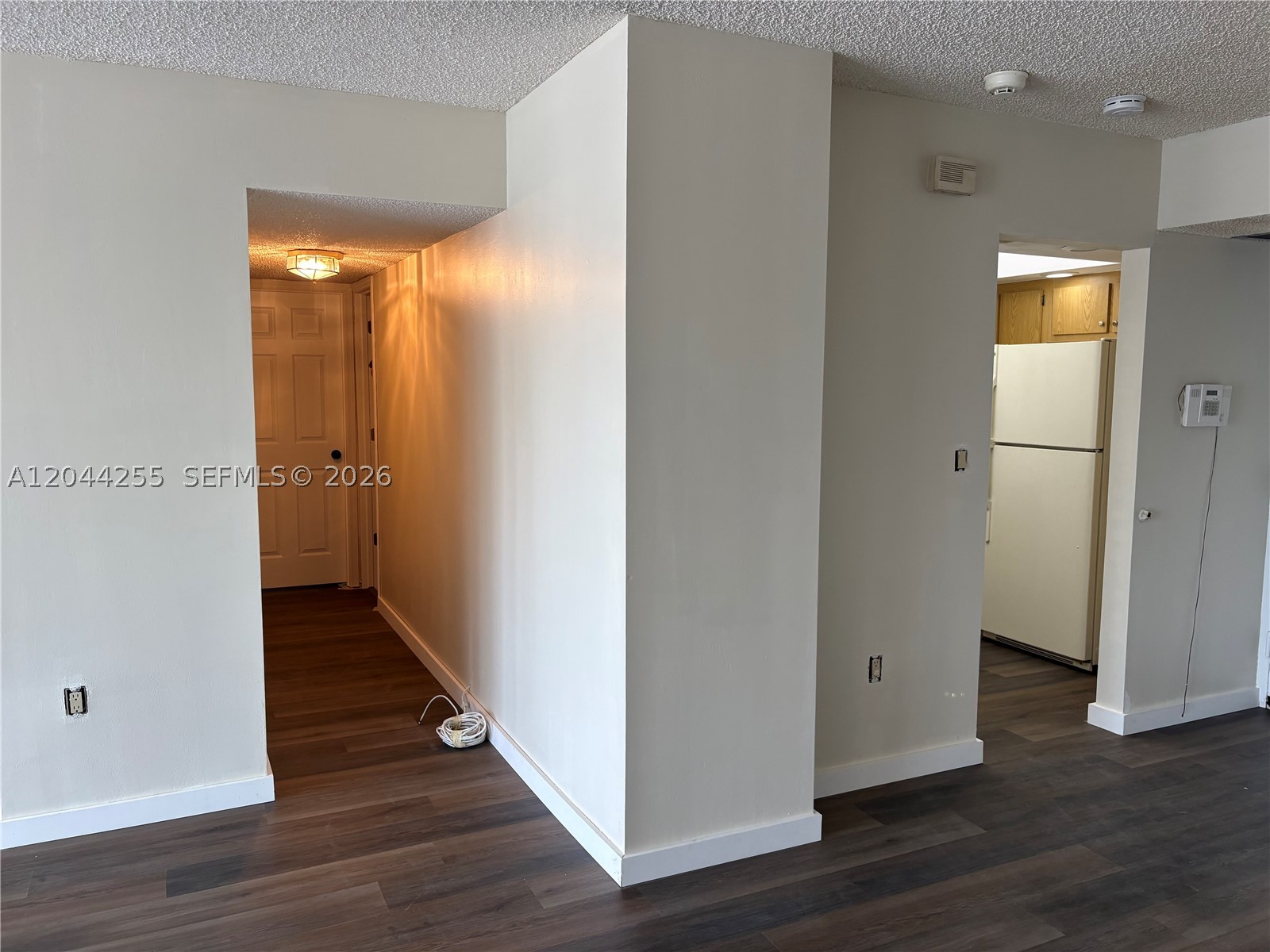3701 N Country Club Dr #207, Aventura FL 33180