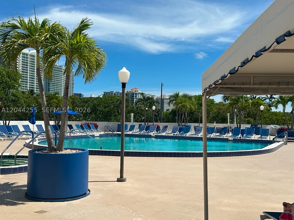 3701 N Country Club Dr #207, Aventura FL 33180