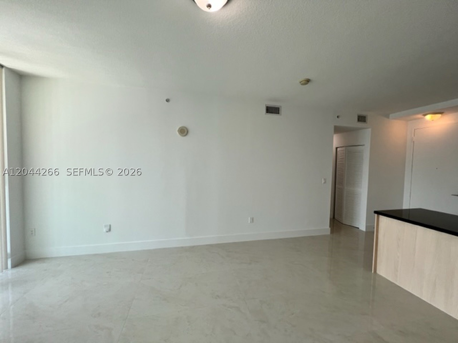 79 SW 12th St #2905-S, Miami FL 33130