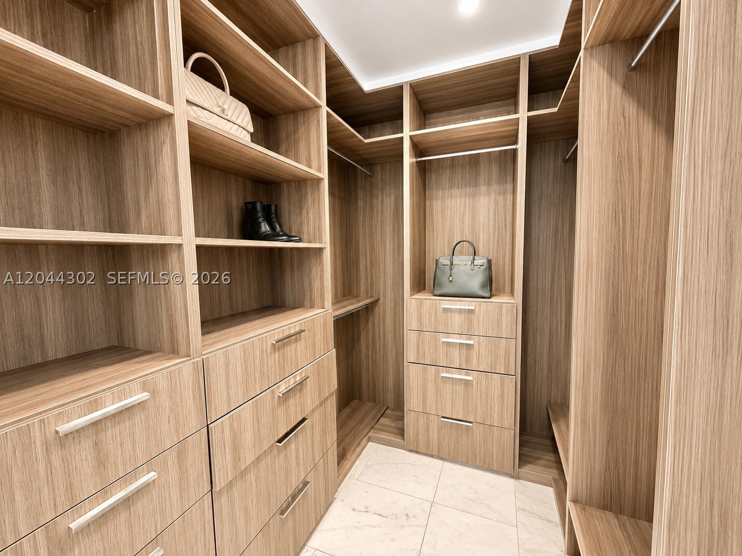 15701 Collins Ave #1703, Sunny Isles Beach FL 33160