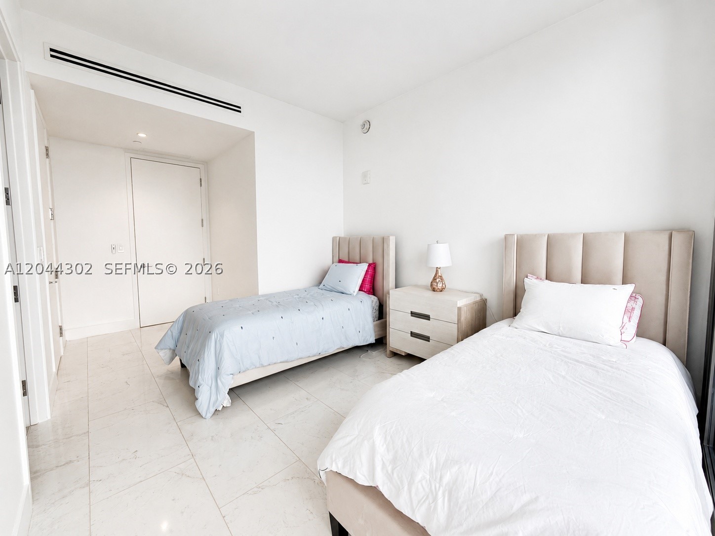 15701 Collins Ave #1703, Sunny Isles Beach FL 33160