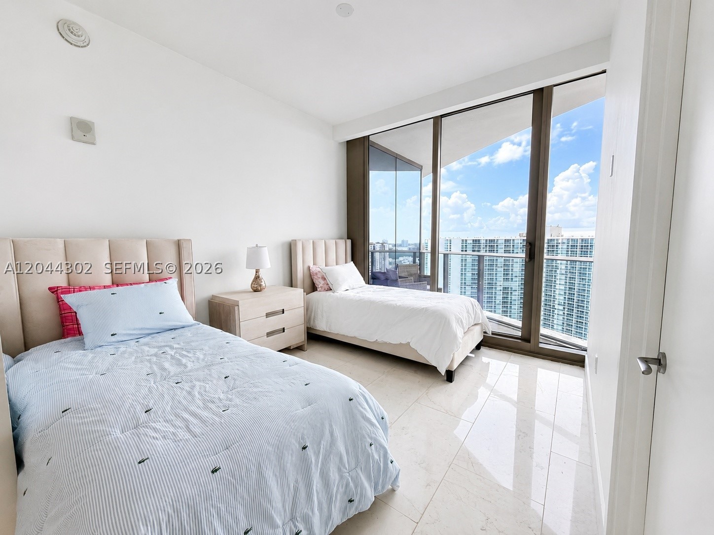 15701 Collins Ave #1703, Sunny Isles Beach FL 33160