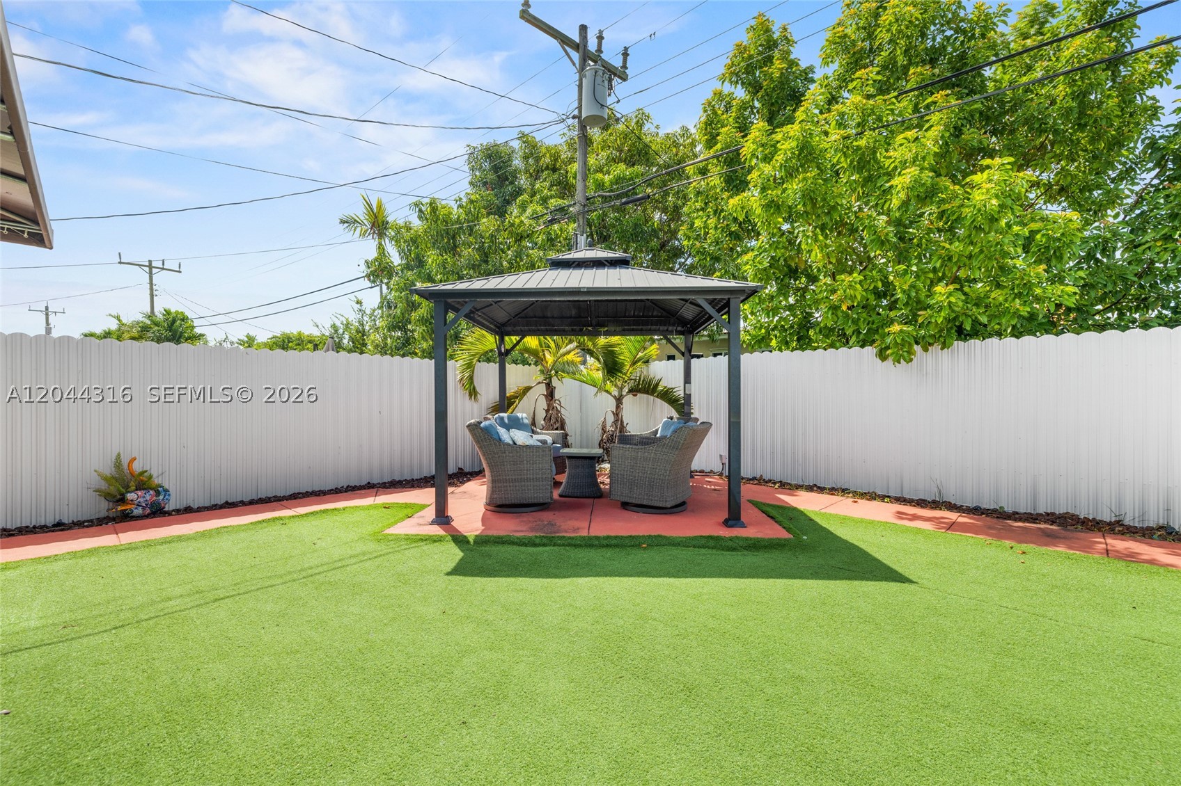 8330 SW 25th St, Miami FL 33155