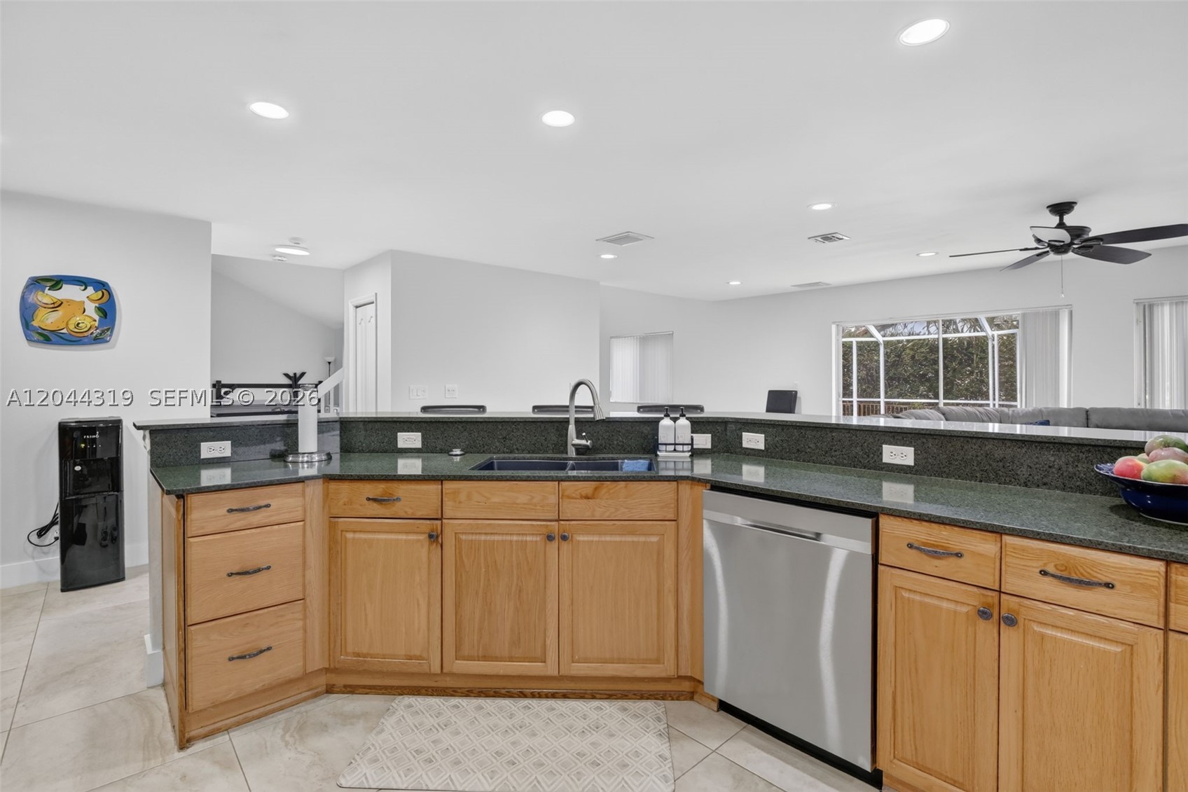 19322 NW 11th St, Pembroke Pines FL 33029