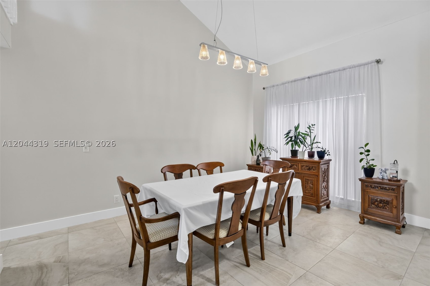 19322 NW 11th St, Pembroke Pines FL 33029