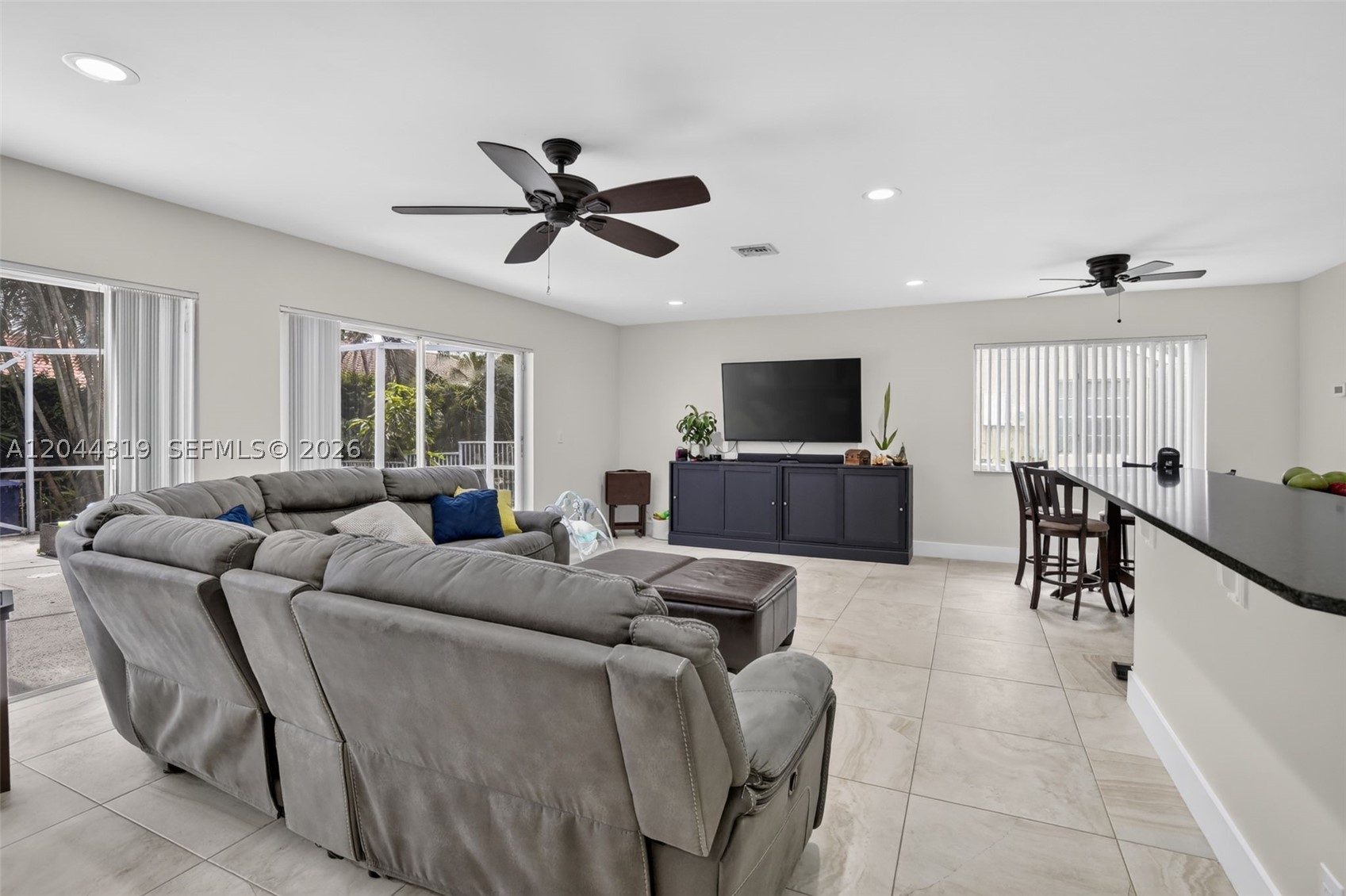 19322 NW 11th St, Pembroke Pines FL 33029