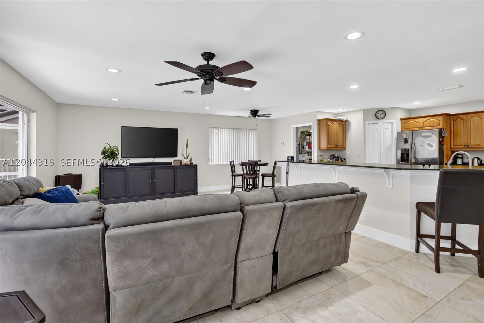 19322 NW 11th St, Pembroke Pines FL 33029