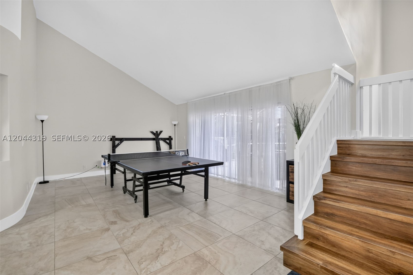 19322 NW 11th St, Pembroke Pines FL 33029