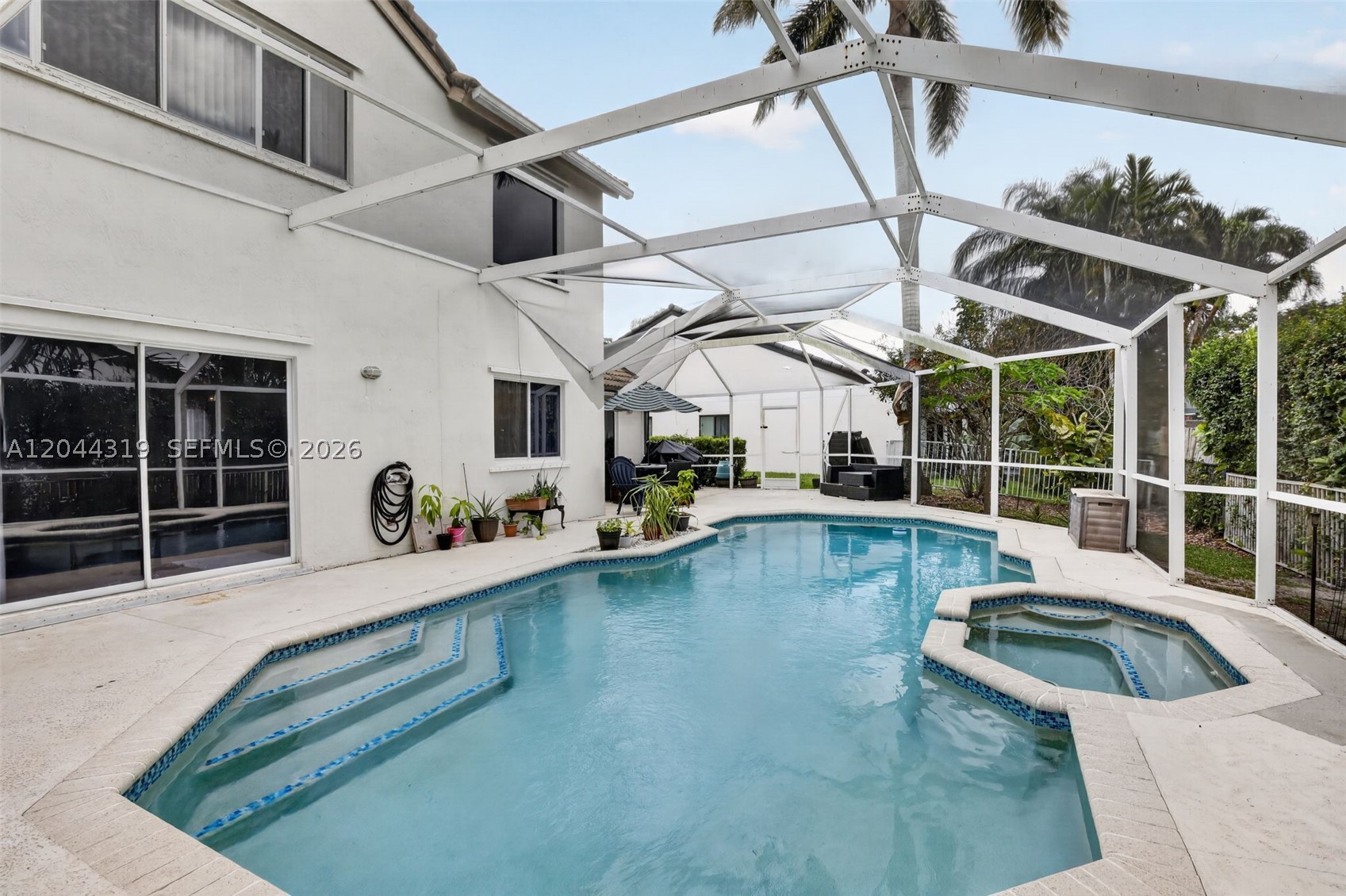 19322 NW 11th St, Pembroke Pines FL 33029