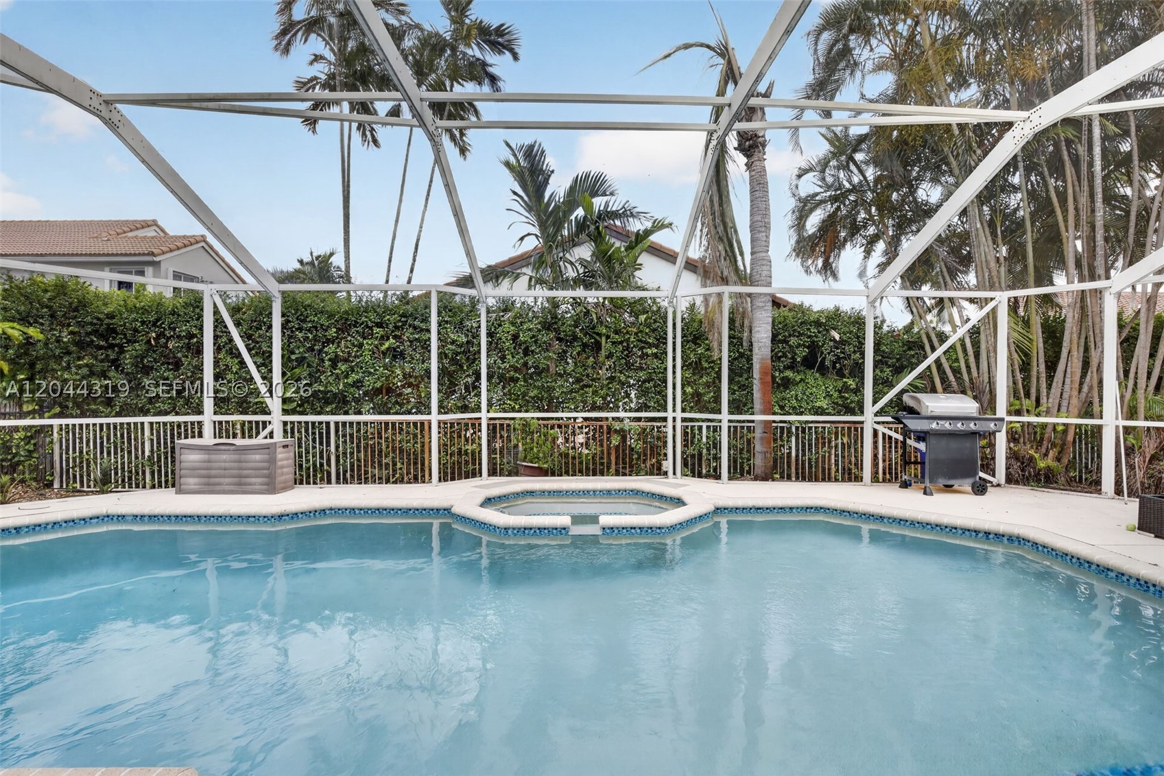 19322 NW 11th St, Pembroke Pines FL 33029