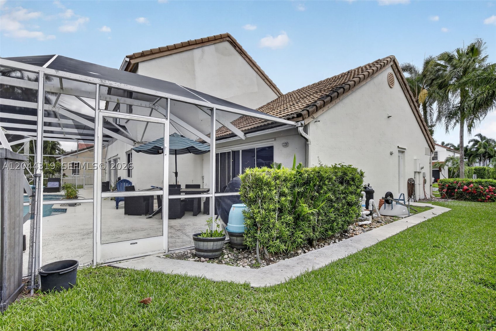 19322 NW 11th St, Pembroke Pines FL 33029