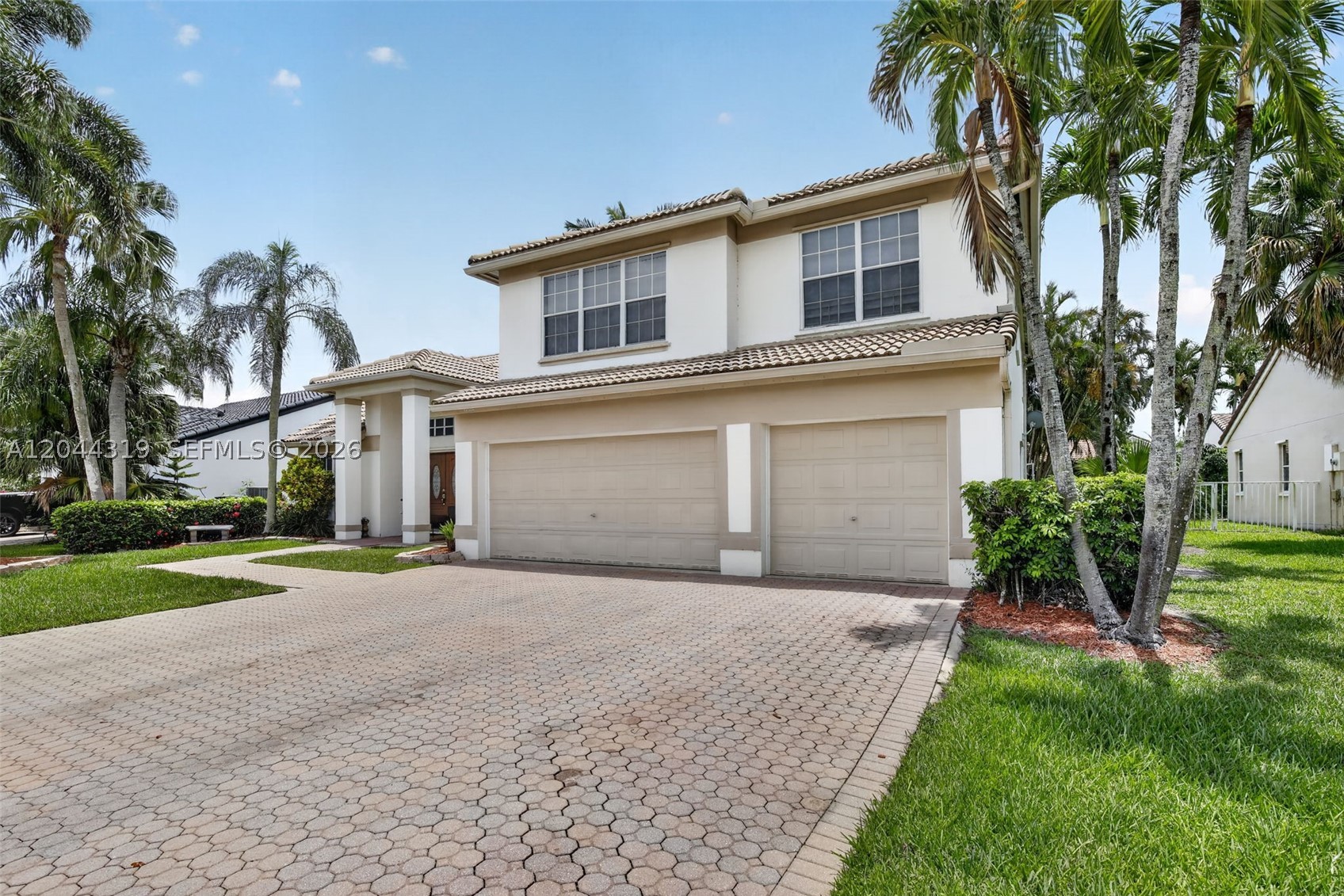 19322 NW 11th St, Pembroke Pines FL 33029