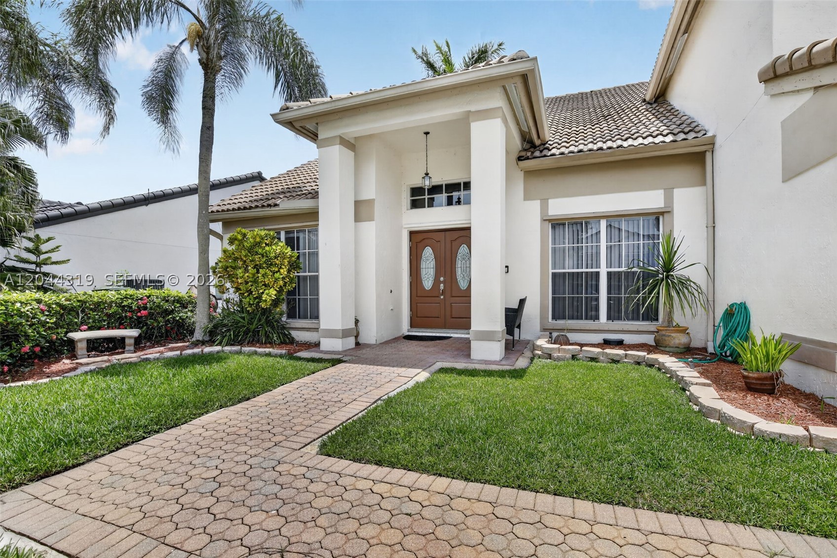 19322 NW 11th St, Pembroke Pines FL 33029