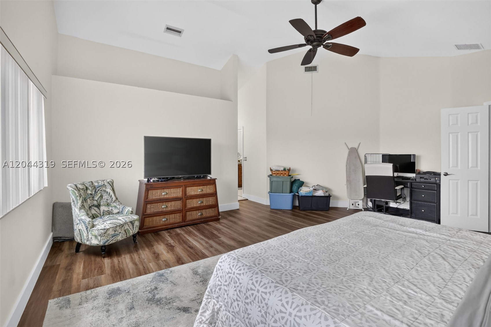 19322 NW 11th St, Pembroke Pines FL 33029