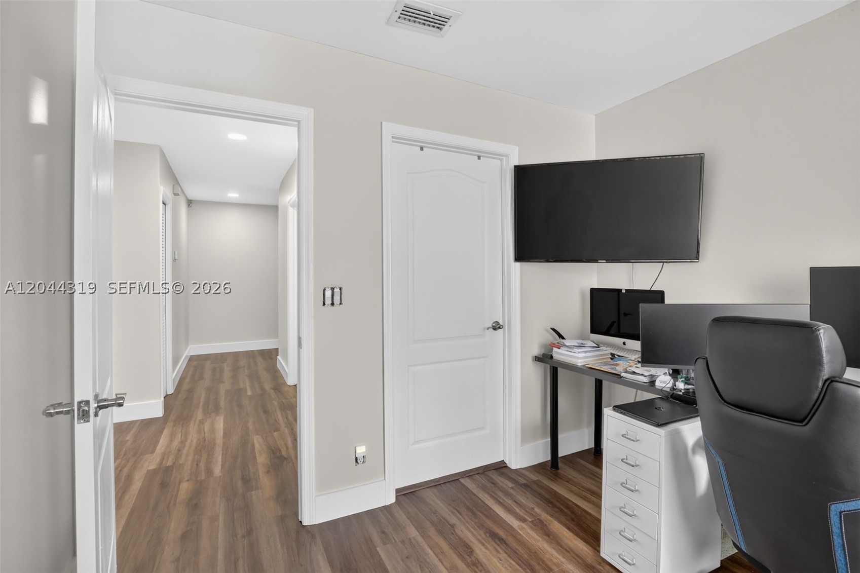 19322 NW 11th St, Pembroke Pines FL 33029