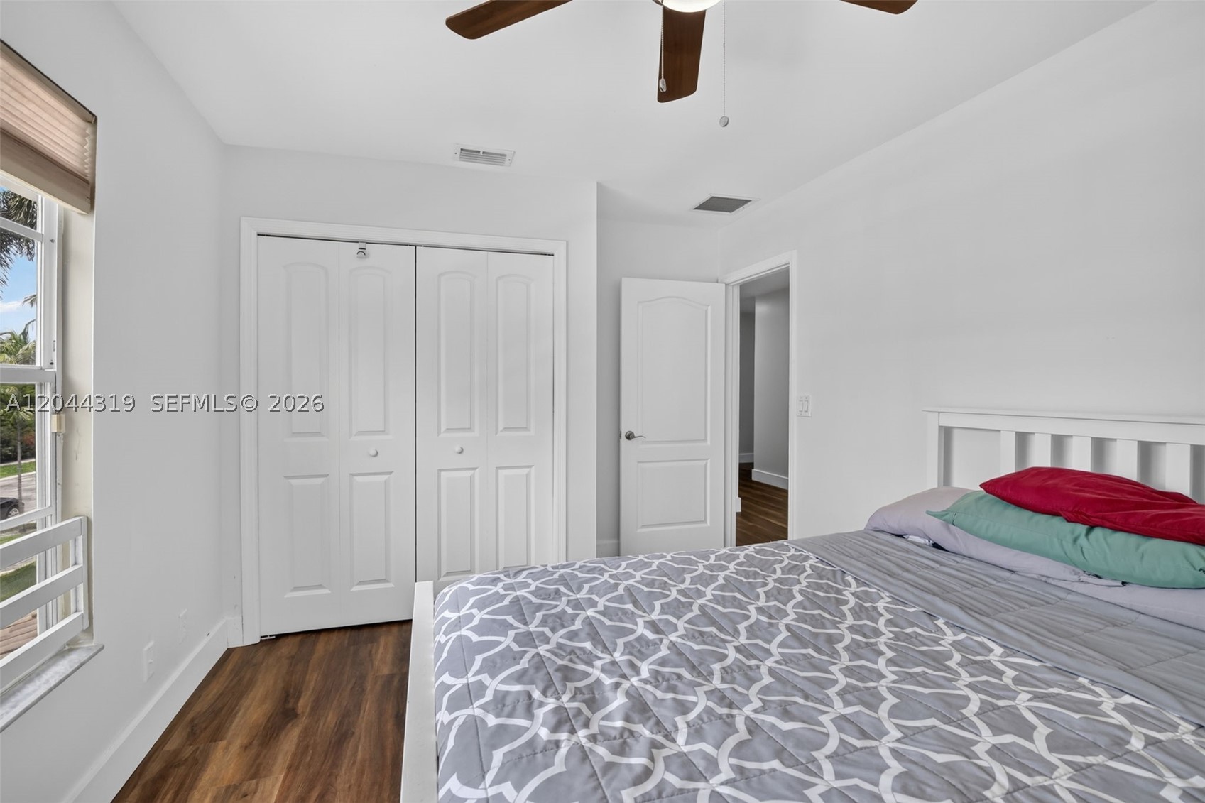 19322 NW 11th St, Pembroke Pines FL 33029