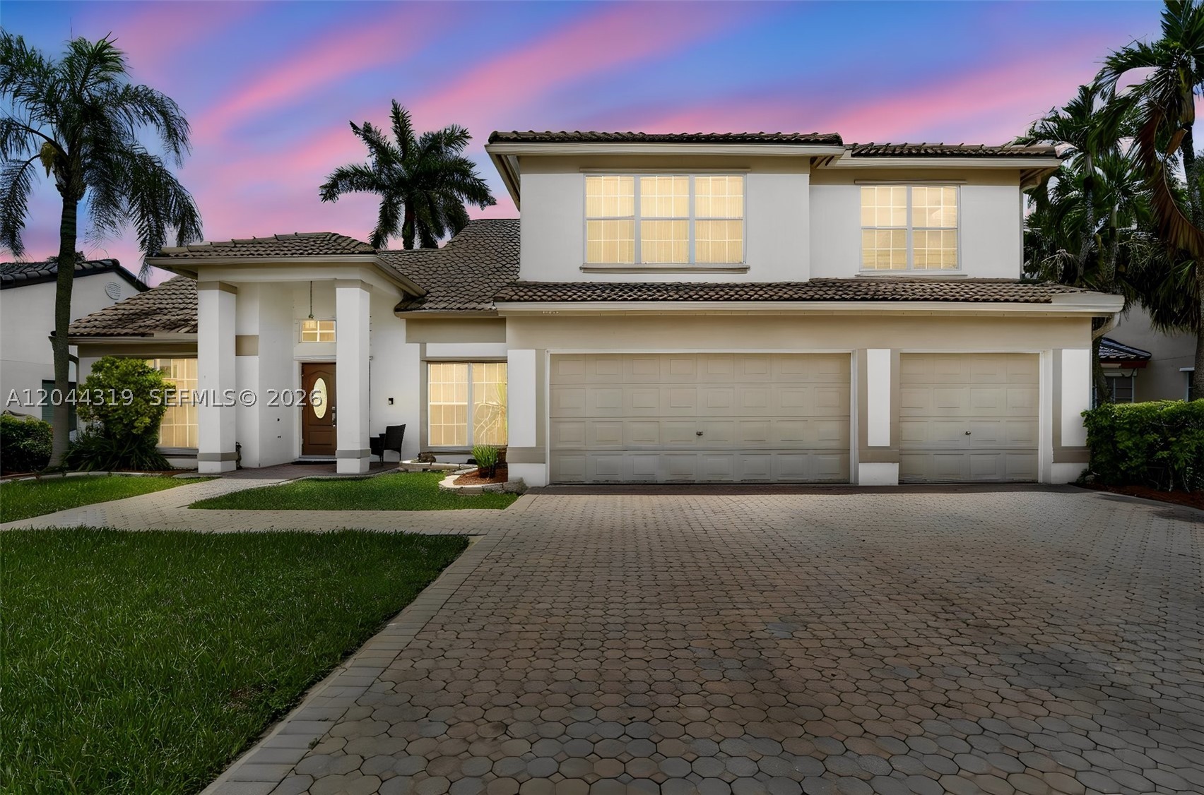19322 NW 11th St, Pembroke Pines FL 33029