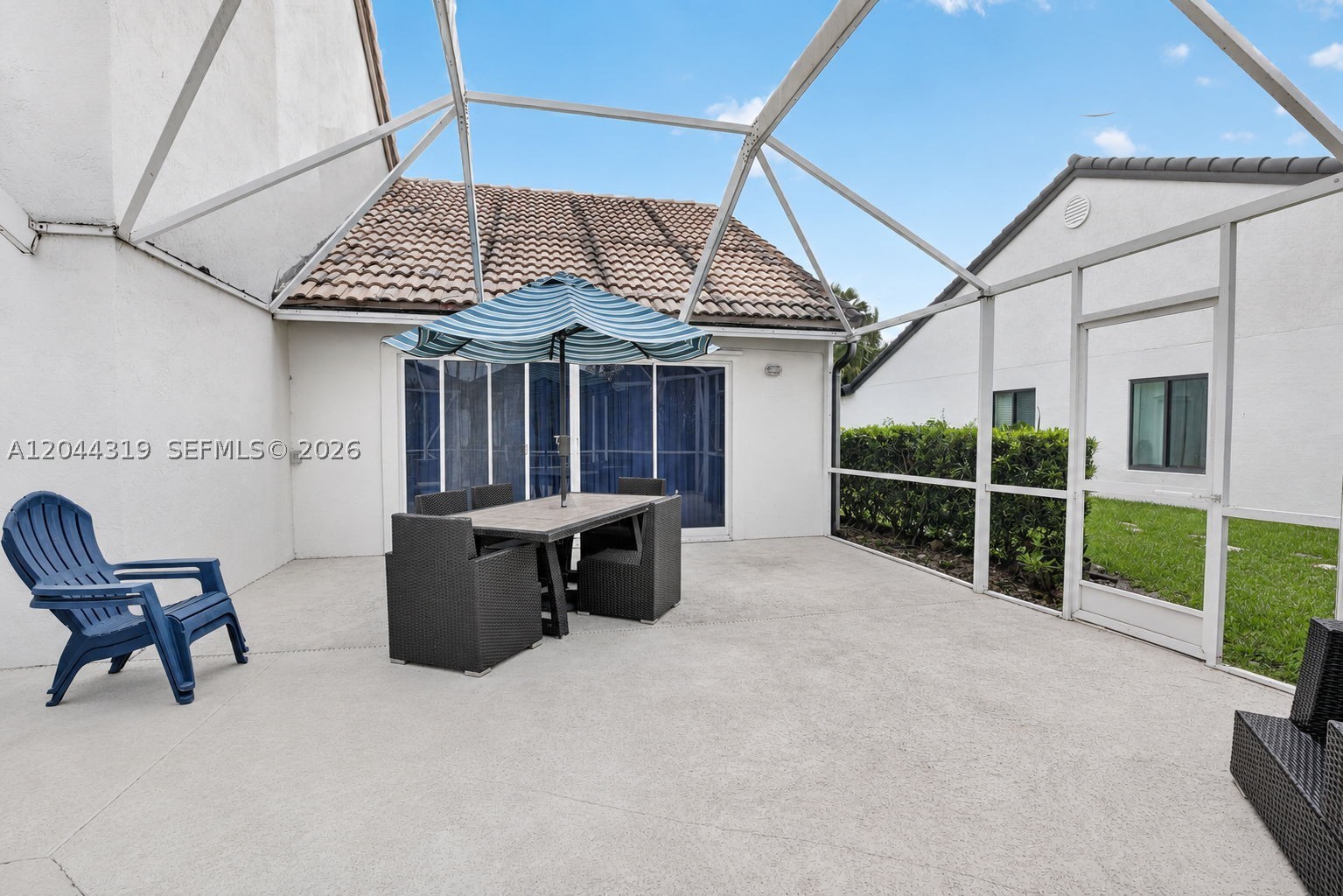 19322 NW 11th St, Pembroke Pines FL 33029