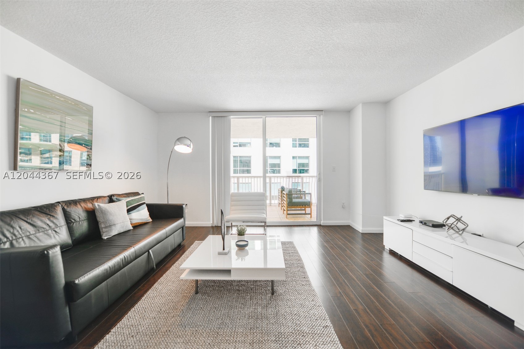 1200 Brickell Bay Dr #3614, Miami FL 33131
