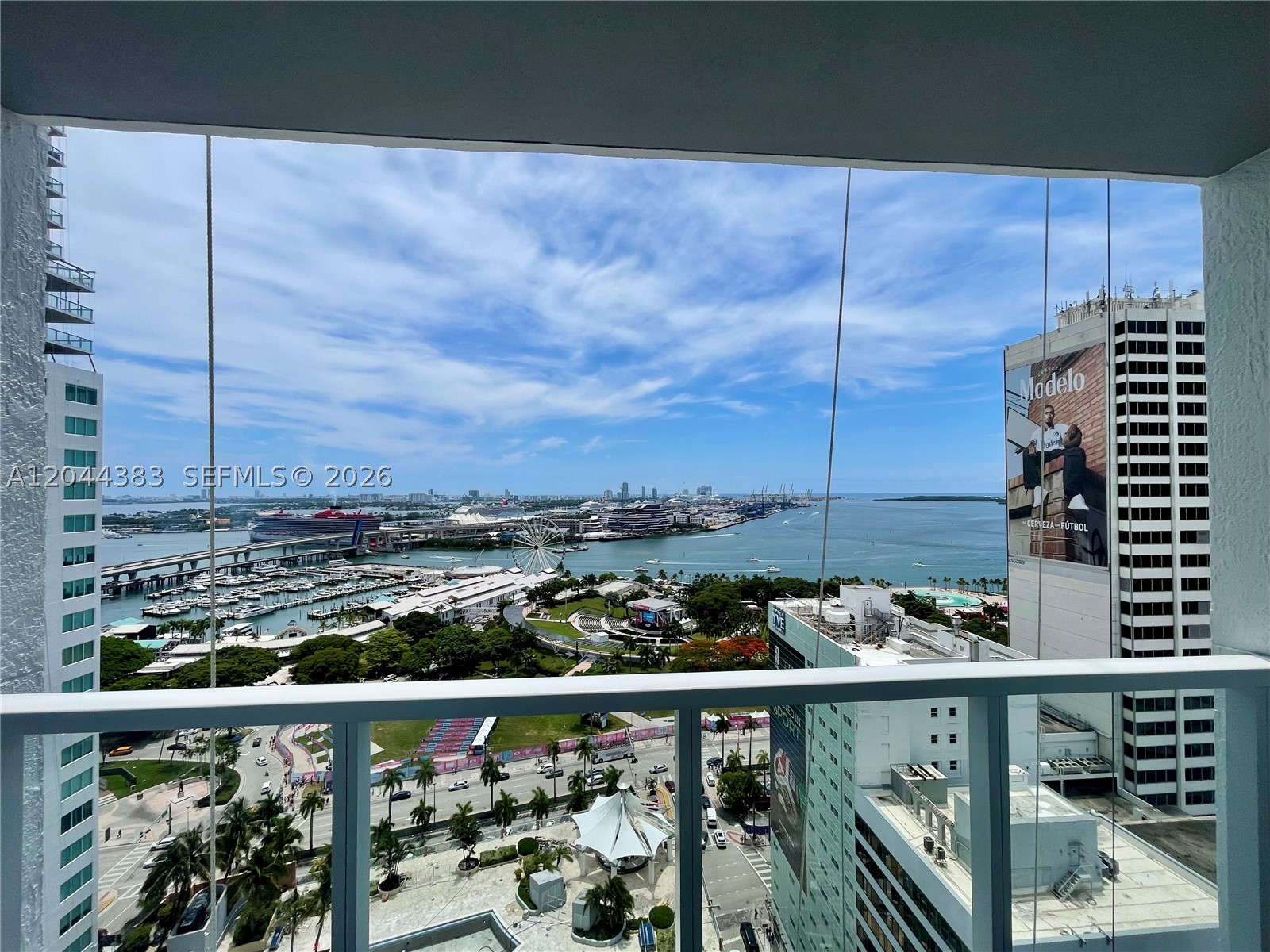 253 NE 2nd St #2409, Miami FL 33132