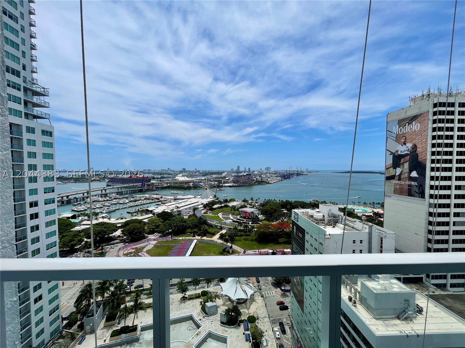 253 NE 2nd St #2409, Miami FL 33132