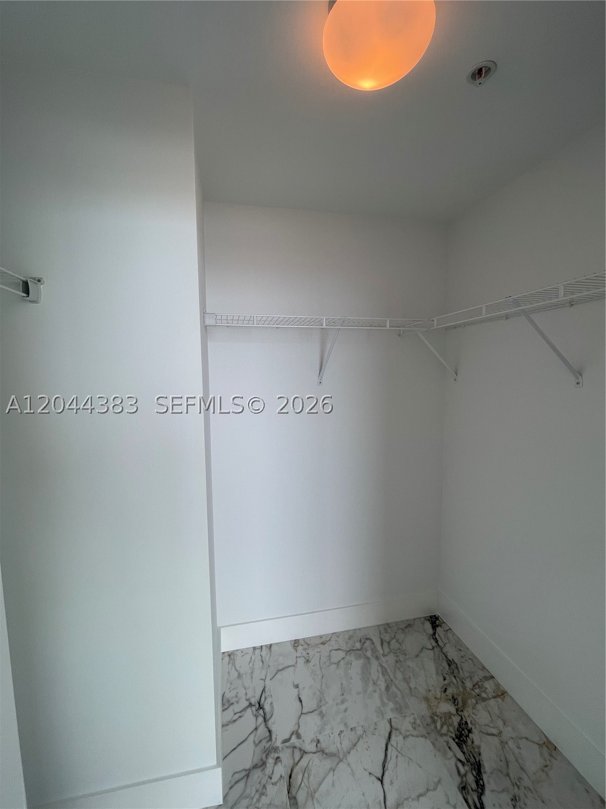 253 NE 2nd St #2409, Miami FL 33132