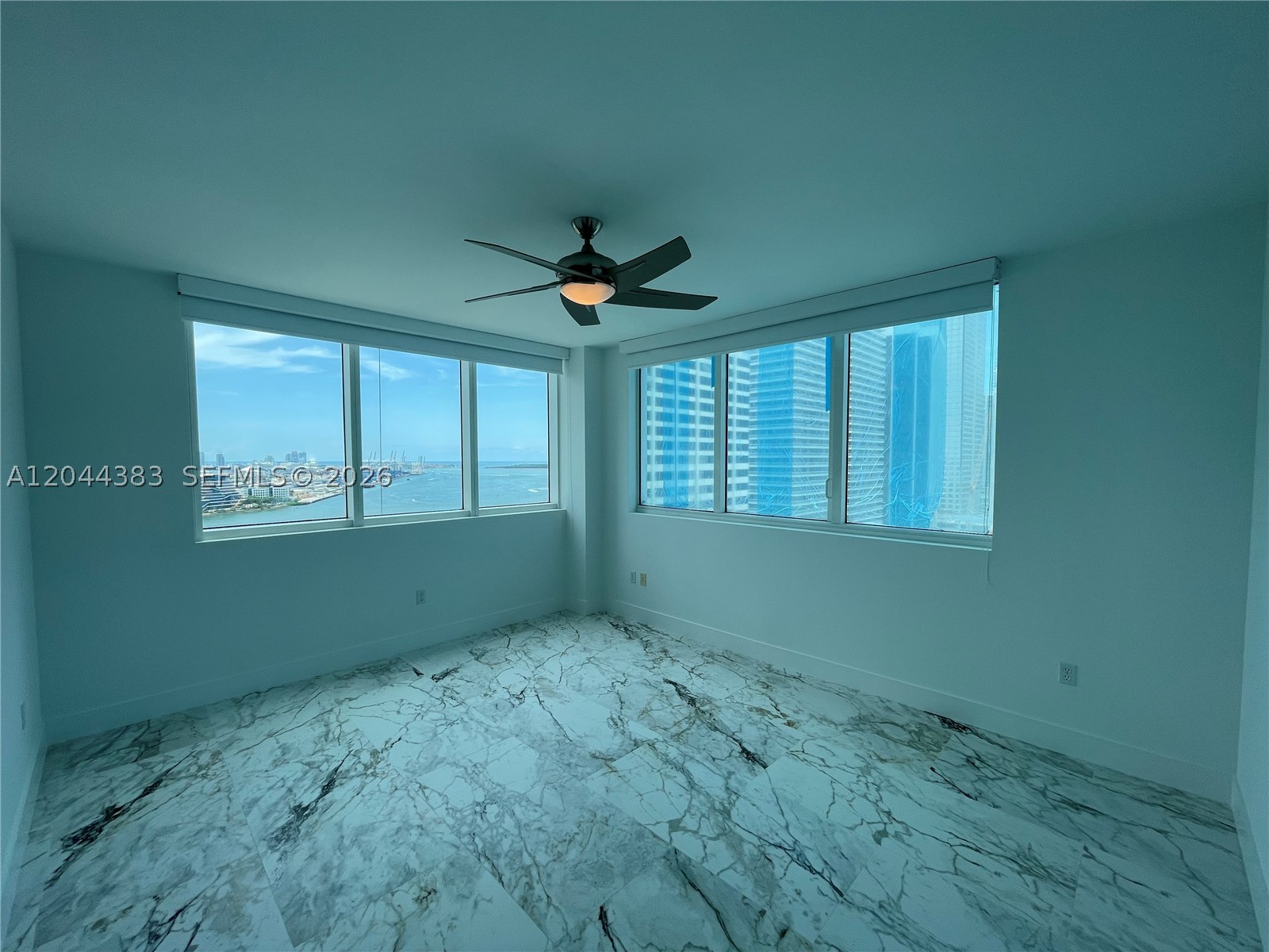 253 NE 2nd St #2409, Miami FL 33132
