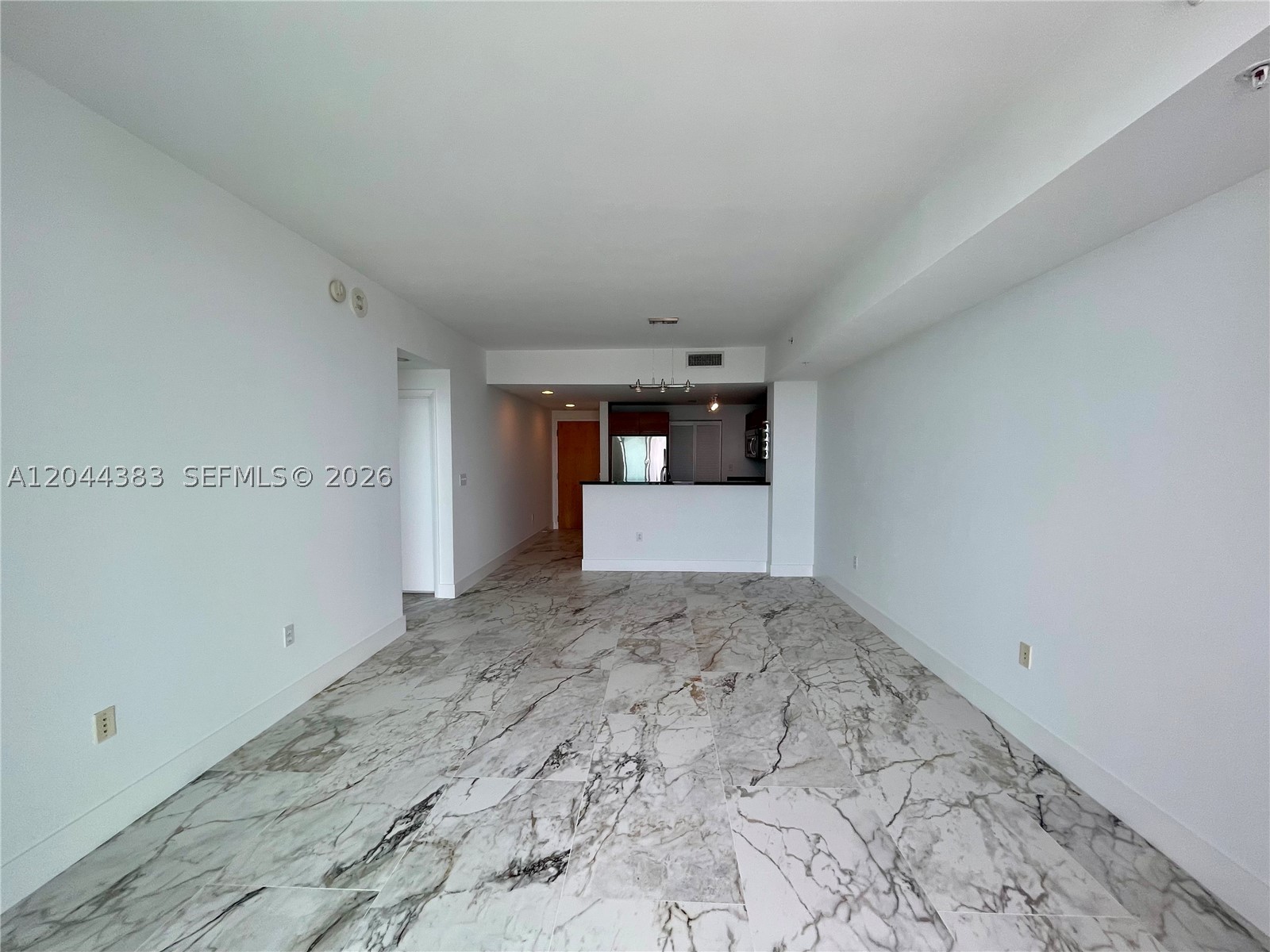253 NE 2nd St #2409, Miami FL 33132