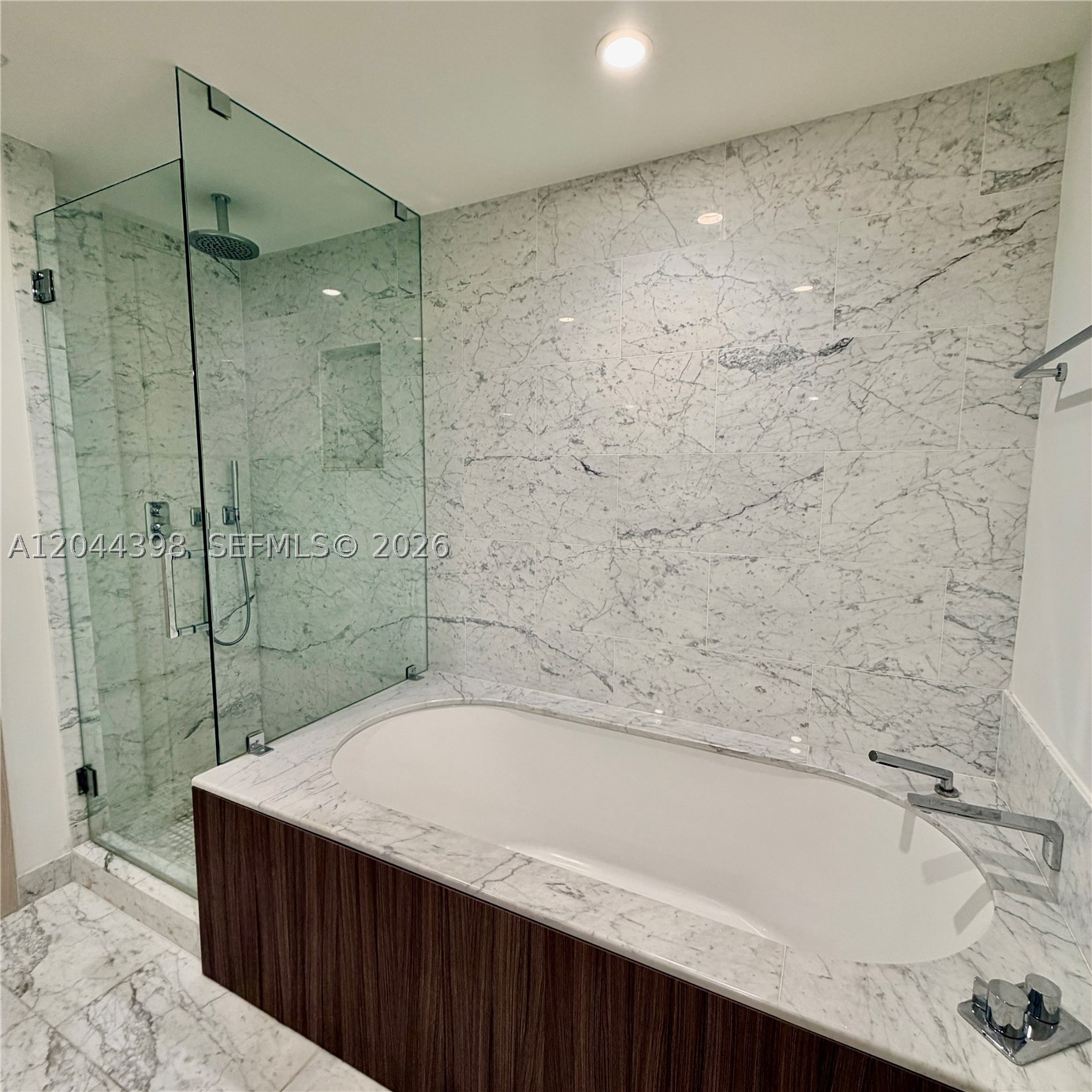 1000 Brickell Plz #3410, Miami FL 33131