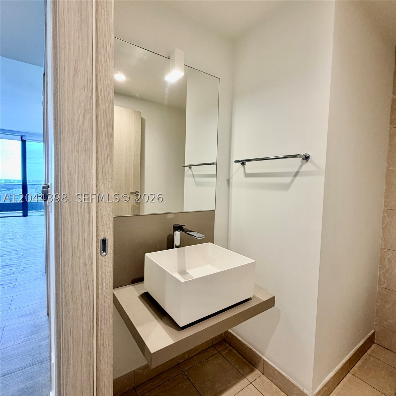 1000 Brickell Plz #3410, Miami FL 33131