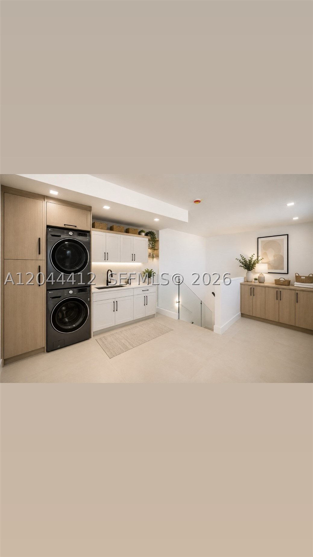 10381 NW 67th Ter, Doral FL 33178