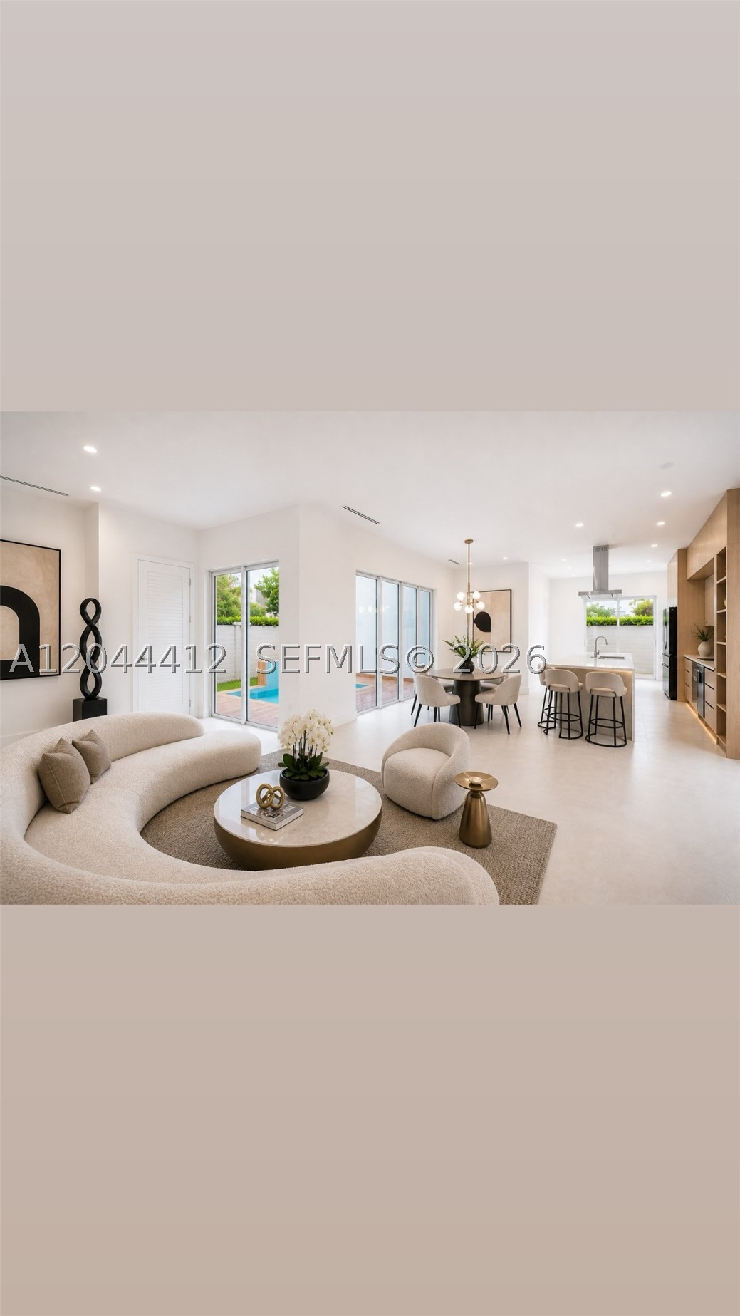 10381 NW 67th Ter, Doral FL 33178