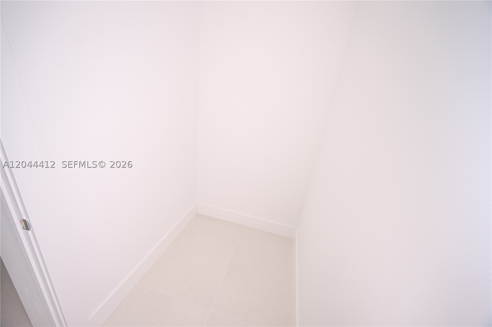 10381 NW 67th Ter, Doral FL 33178