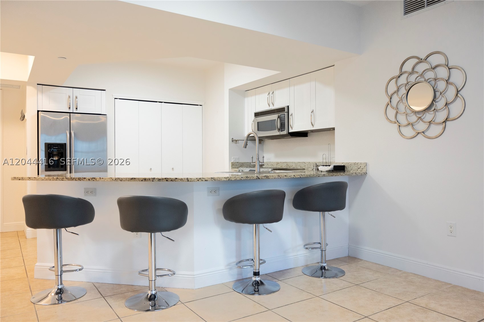 19900 E Country Club Dr #318, Aventura FL 33180