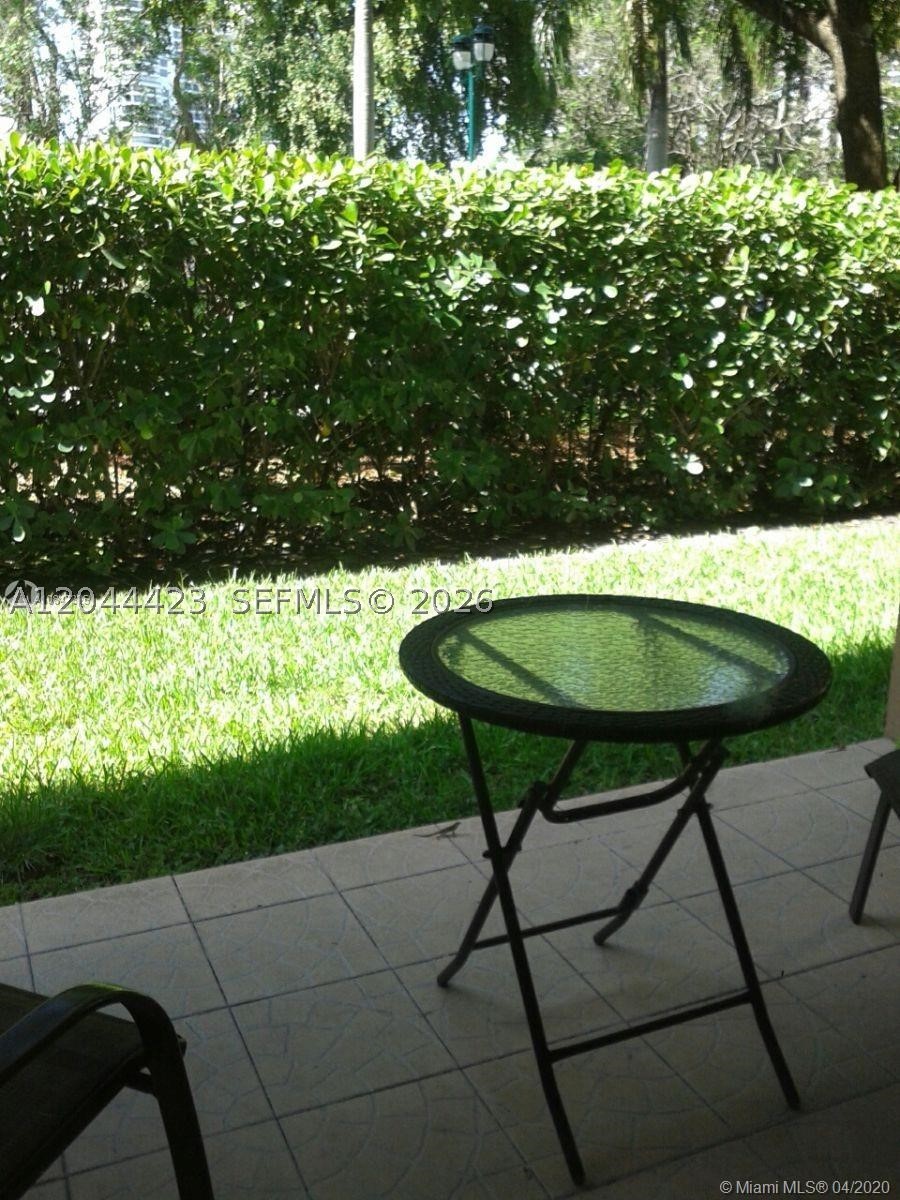 19501 E Country Club Dr #104, Aventura FL 33180