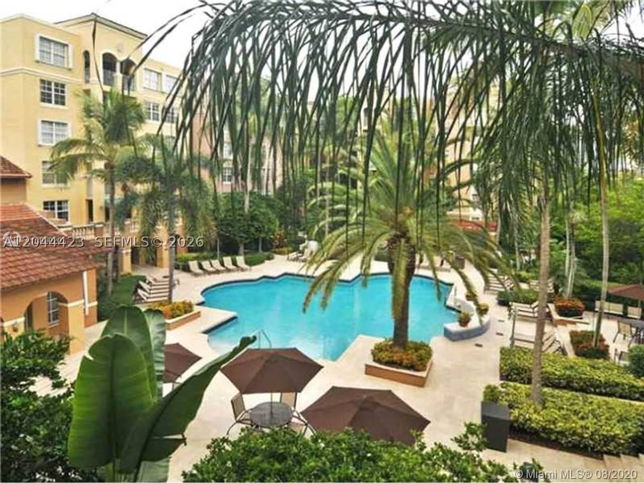 19501 E Country Club Dr #104, Aventura FL 33180