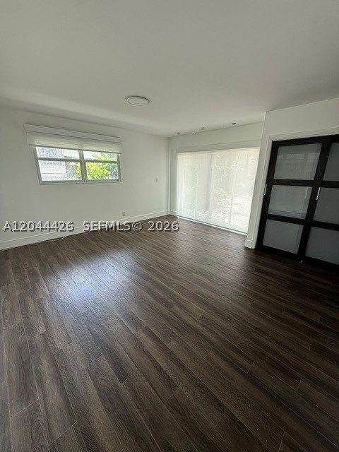 1047 NE 84th St, Miami FL 33138