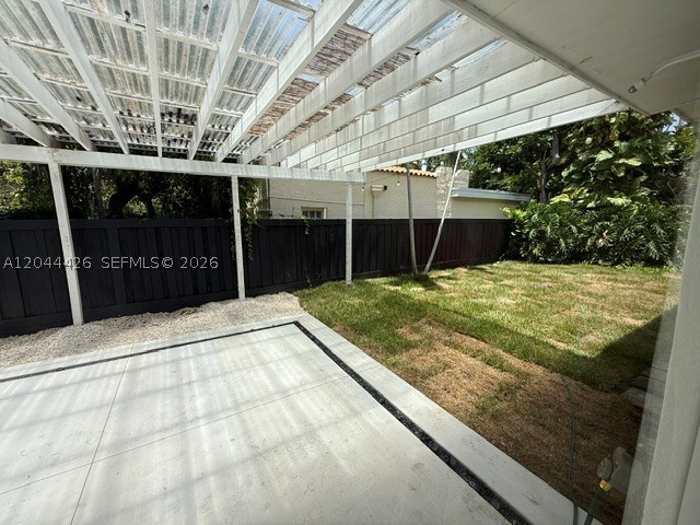 1047 NE 84th St, Miami FL 33138