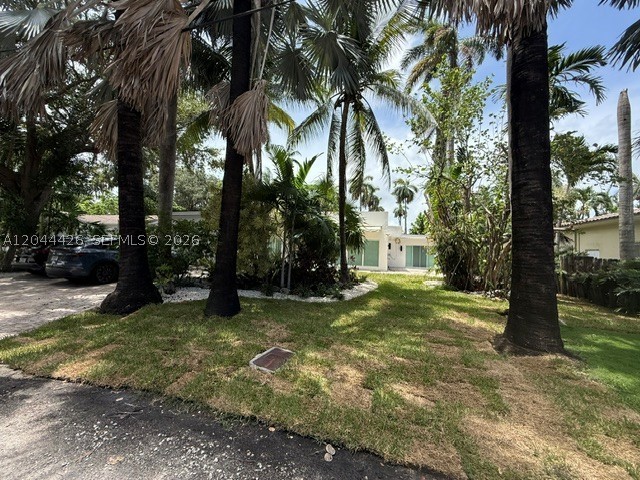 1047 NE 84th St, Miami FL 33138