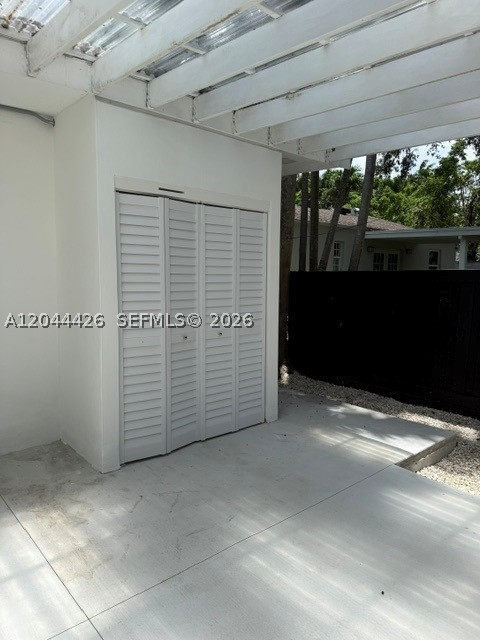 1047 NE 84th St, Miami FL 33138