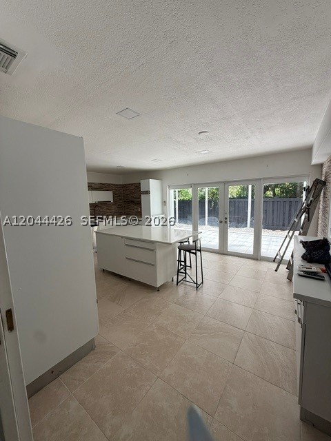 1047 NE 84th St, Miami FL 33138