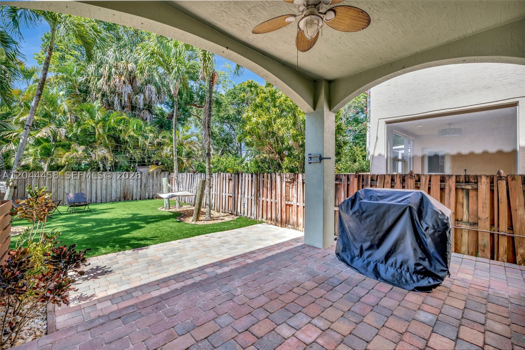 853 SW 11th Ct, Fort Lauderdale FL 33315