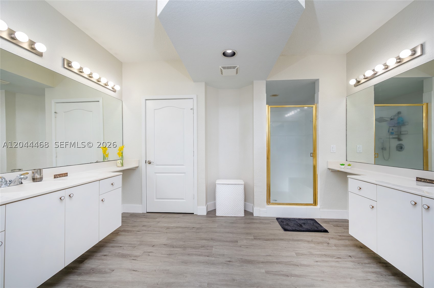 10700 NW 66th St #204, Doral FL 33178