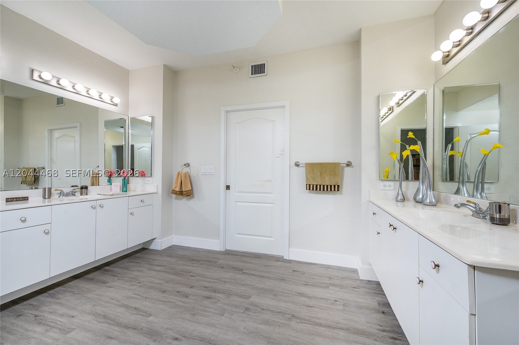 10700 NW 66th St #204, Doral FL 33178