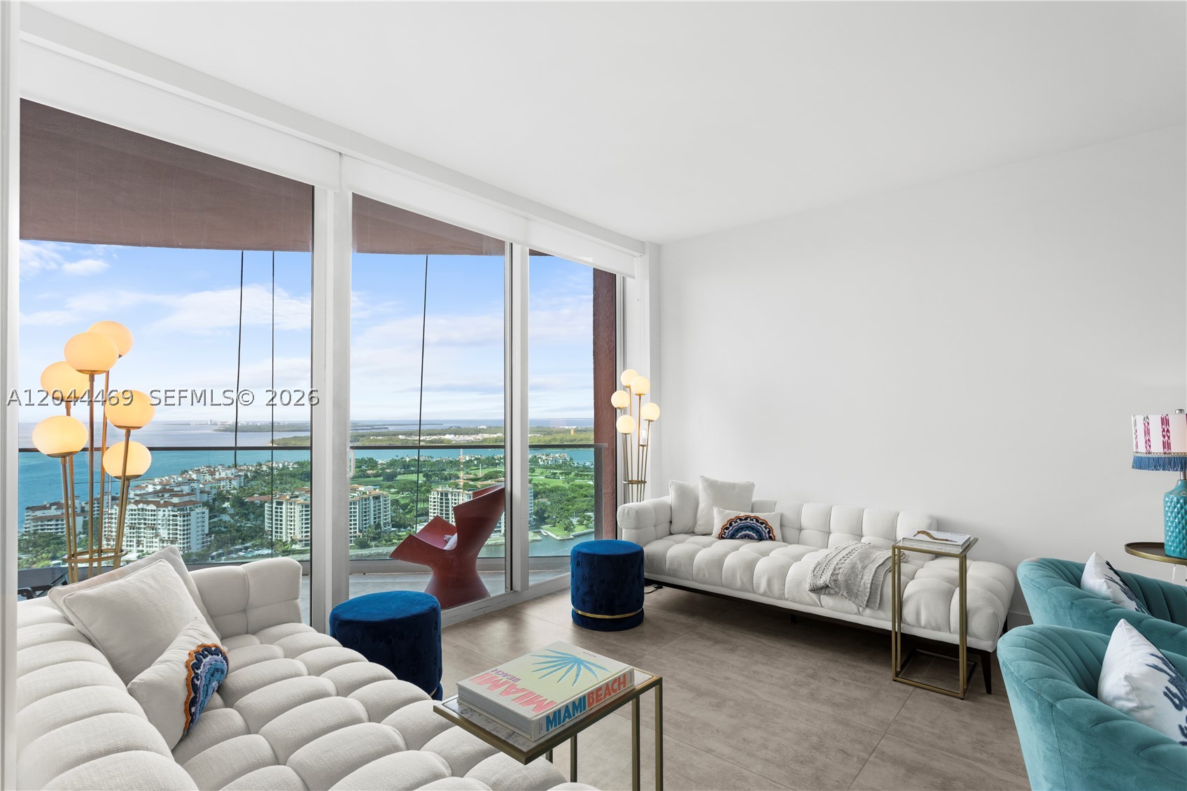 300 S Pointe Dr #3604, Miami Beach FL 33139